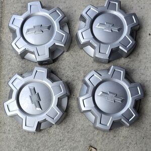 Chevrolet Silver Wheel Center Caps